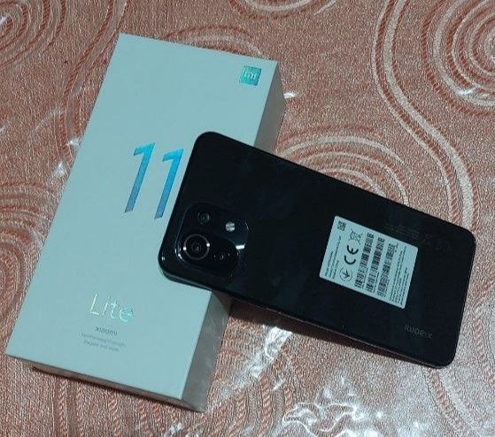 Mi 11lite 8ga 128talik holati ideal olinganiga endi 4oy bolgan yangide