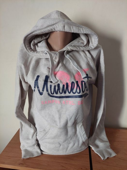 Дамски суичъри и блузка