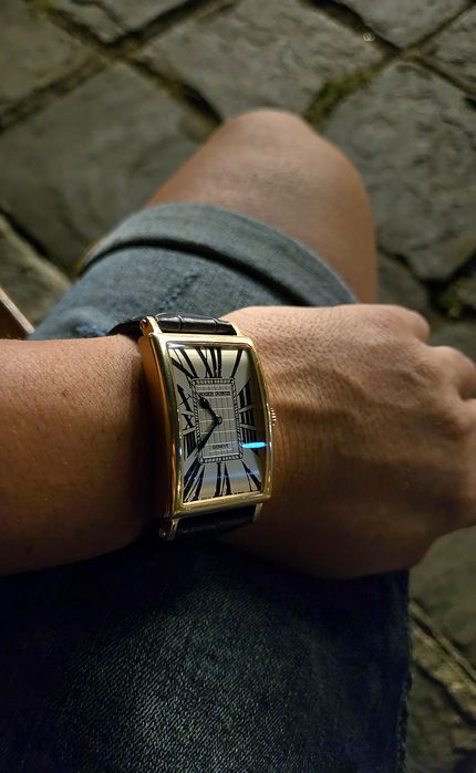 Продава се Roger Dubuis 18к rose gold и Vostok Energia automatic
