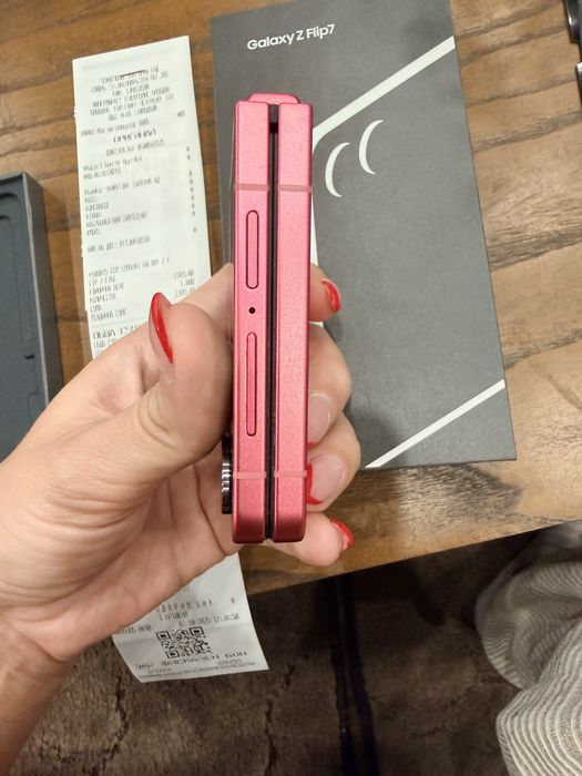 Samsung Galaxy Z Flip7 256GB