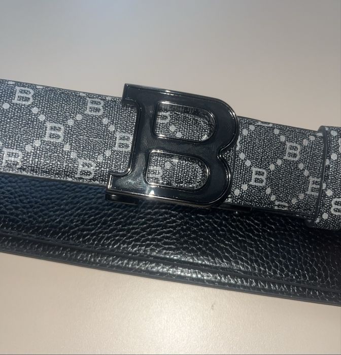 Curea Burberry Piele