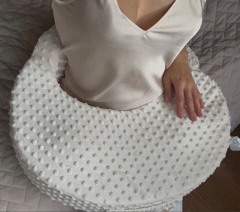 Подушка для кормления грудью loona