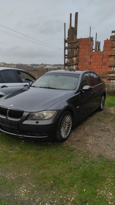 Dezmembrez BMW seria 3 e46 și e9o,e91 diesel