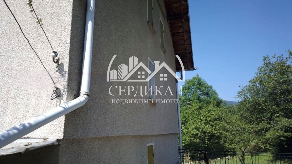 Продава се Къща в с. Лялинци, Област Перник - 300 кв.м за 255 €/кв.м - Снимка #7