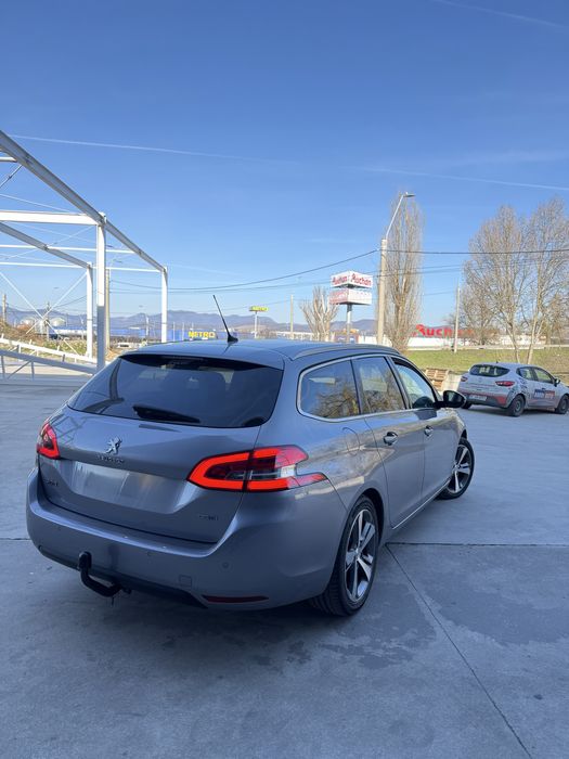 Peugeot 308 SW 2015