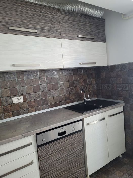 Inchiriez apartament 2 camere 68mp nordic