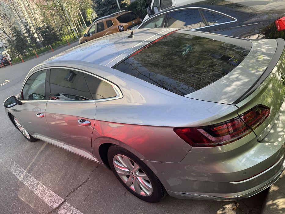 Vând Volkswagen arteon DSG