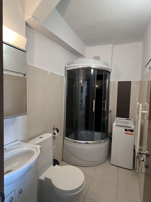 PF inchiriez apart 2 camere, central