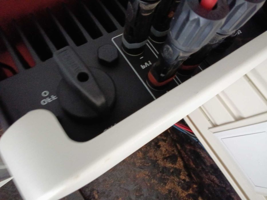 Инвертор Solax power