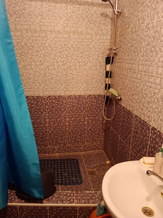 Сдам 2 комнатную квартиру