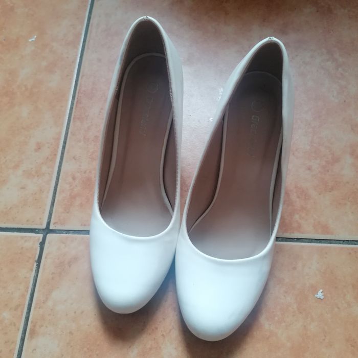 Pantofi pentru femei