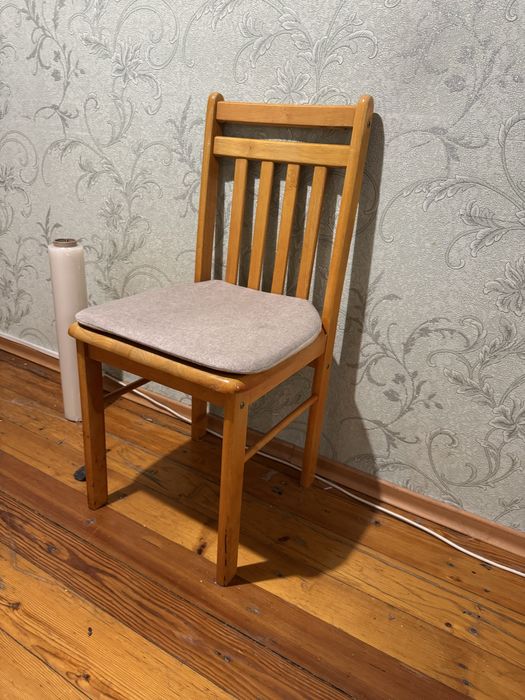 Стулья кухонные 4 шт.