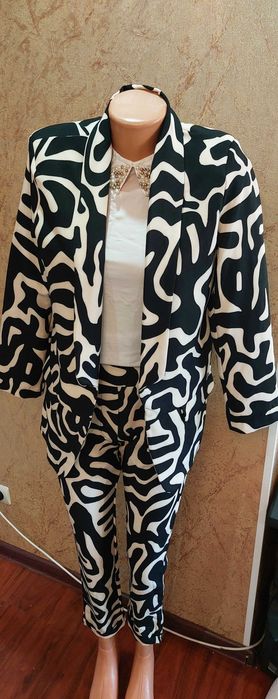 Дамски коплект, Сако и Панталон