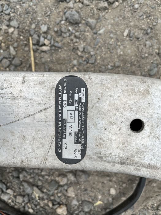 Оригинален теглич за БМВ Е46 седан и комби 98 - 2006 г.