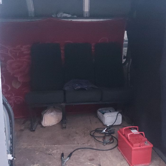 Ниссан Урван бус