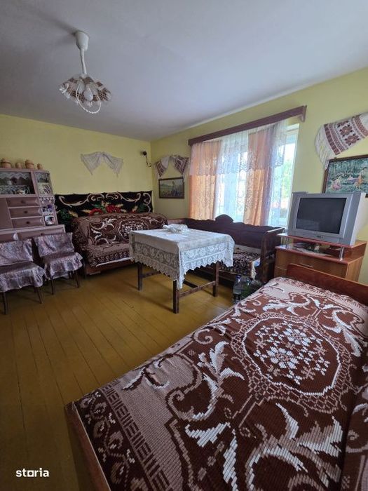 Casa de vanzare in satul Corni, comuna Bicaz