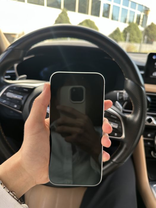 Продам Iphone 17 pro max