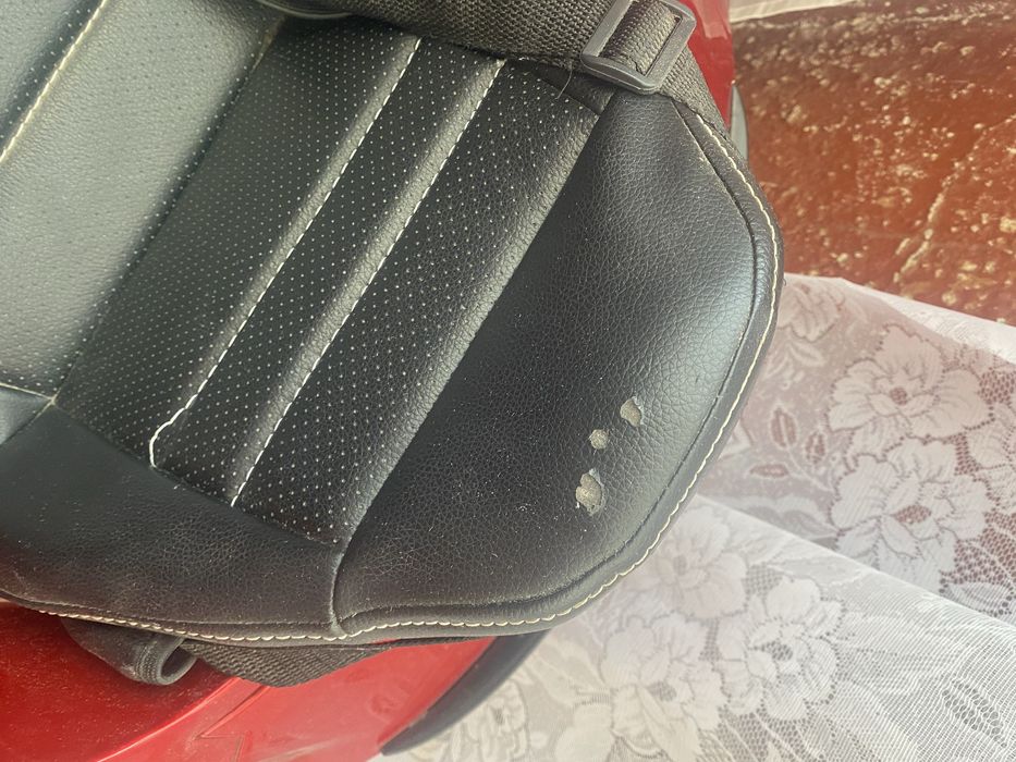 Masinuta electrica rosie