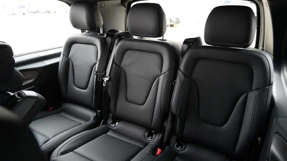 Cesiune leasing–Mercedes V-Class V300extra-lung AVANTGARDE,4MATIC-2025