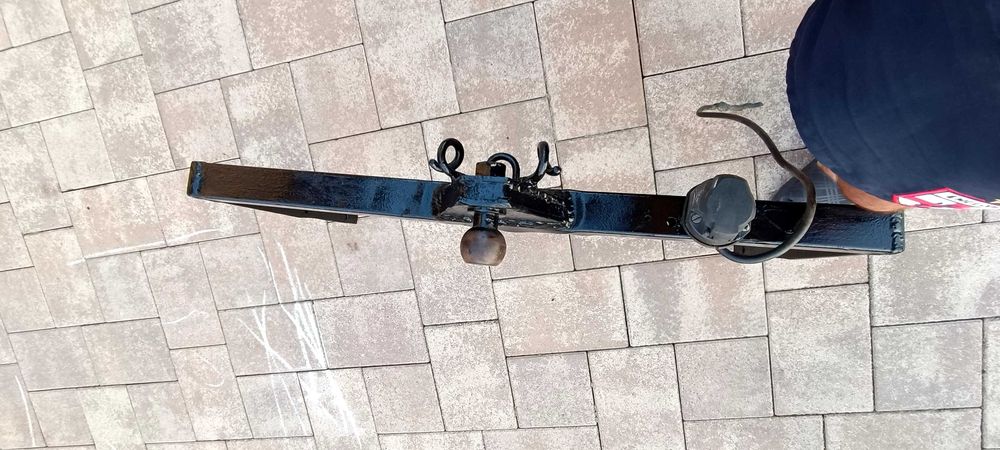 Vand cui de remorca/ cârlig de remorca universal