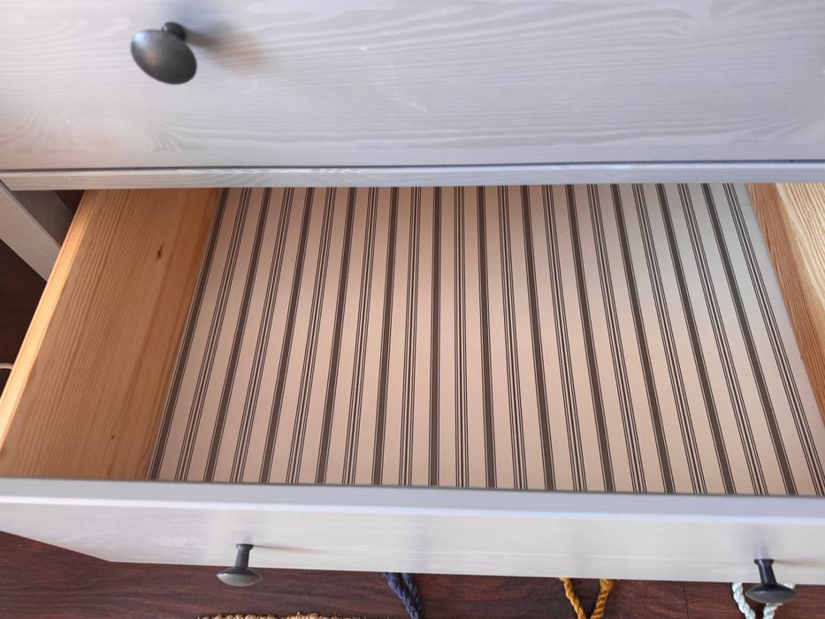 Comoda Hemnes Ikea lemn masiv