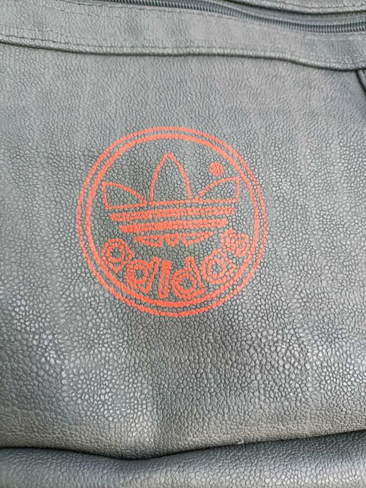 Geanta Adidas de voiaj sau palete tenis/sport