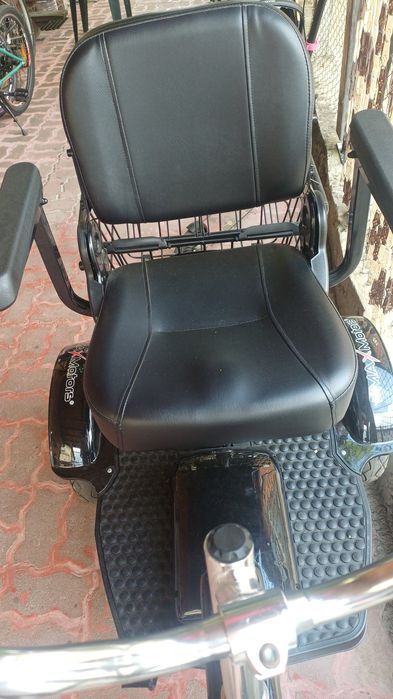 Maxmotor електрическа триколка