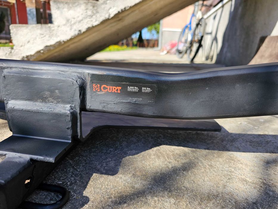 Оригинален теглич