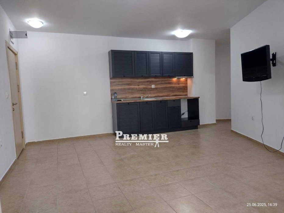 Продава се Двустаен апартамент в Свети Влас - 59 кв.м за 1068 €/кв.м - Снимка #2