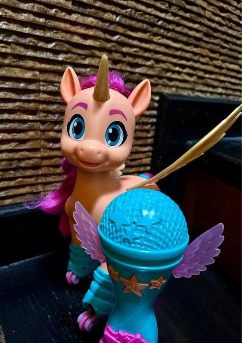 Figurina muzicala sing n skate Sunny My Little Pony