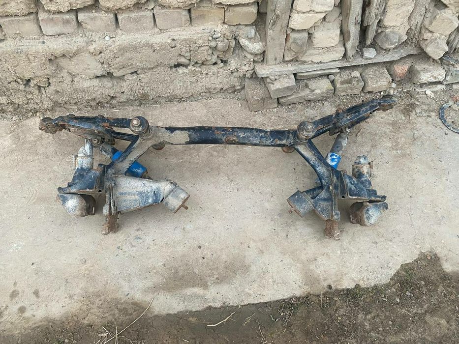 Запчасти "Нива-2121" б/у