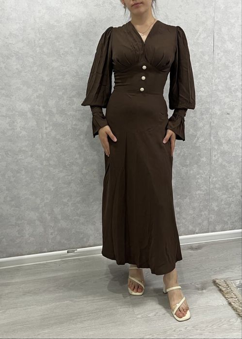 Продам брендовое платье