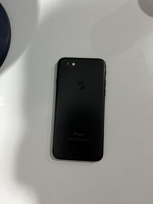 айфон 7 32гб продаю срочно