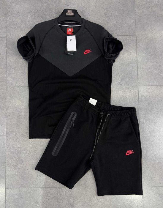 Nike Tech Fleece T-shirt & Short Промо комплект