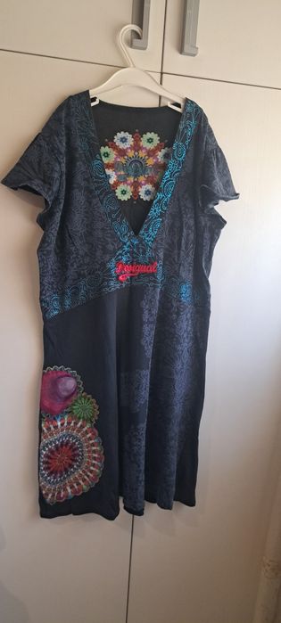 Рокля desigual....