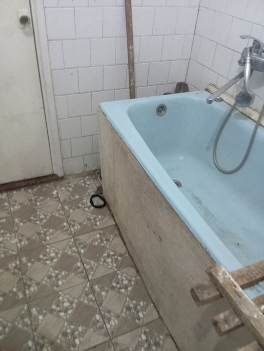 Свой продается 1...2 комнатная квартира ттз базара