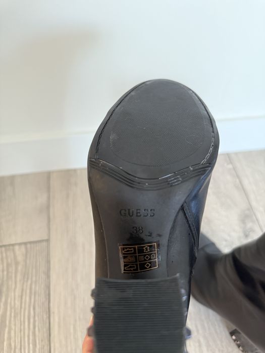 Ghete Guess cu toc gros