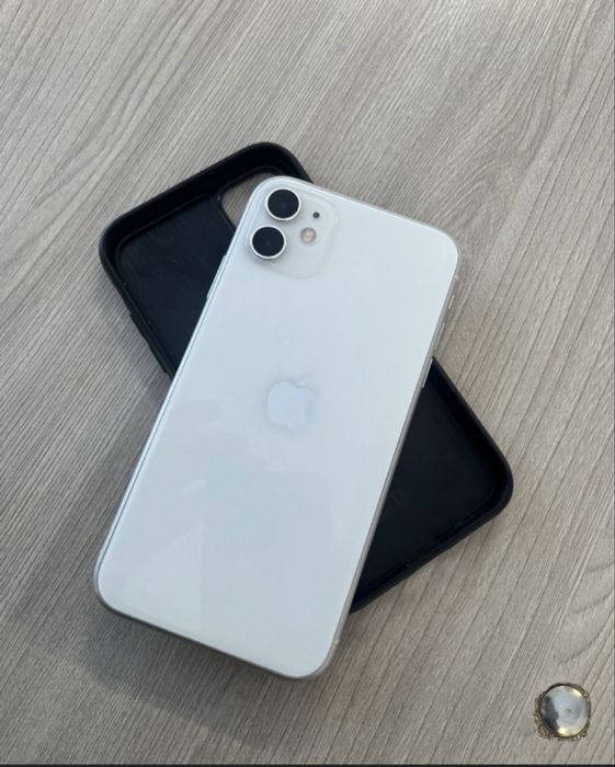 iPhone 11  64gv.