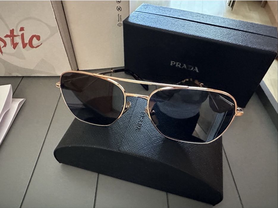 Дамски очила Prada