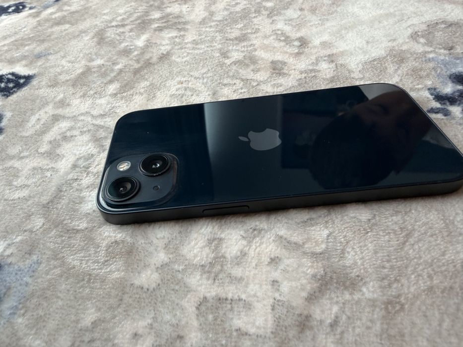 Apple Iphone 13 , Negru , Impecabil , Pentru piese , recarosare .