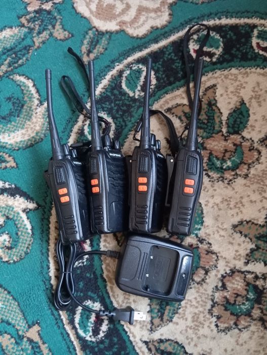 Продам рации 4штуки
