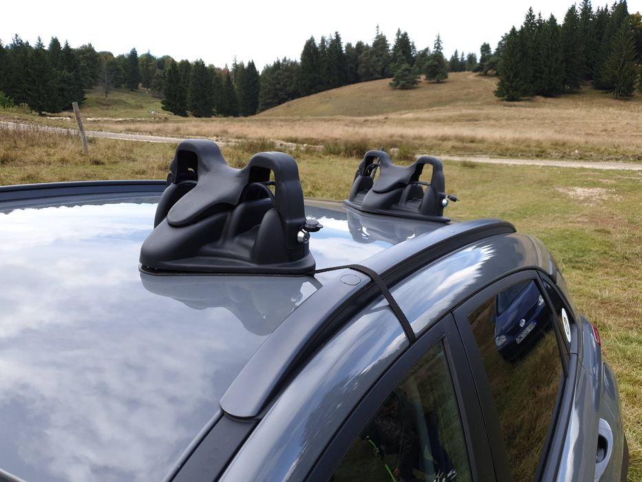 Suport schi Menabo Shuttle cu prindere magnetica