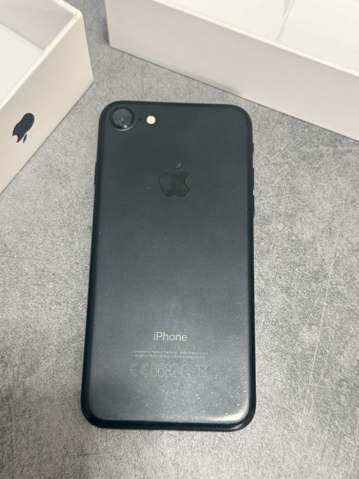 Iphone 7 32GB за части