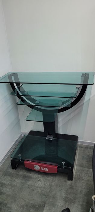 Подставка под телевизор и комплектующих