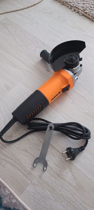 Продам болгарку, недорого