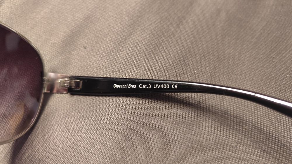 Слънчеви очила марка H1N1 и марка Giovanni Bros