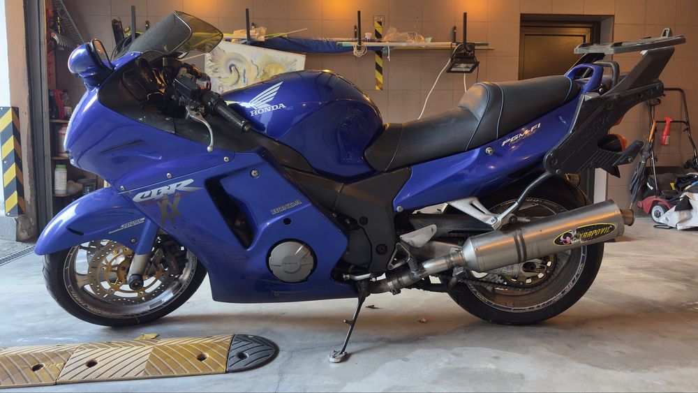 Honda CBR 1100XX Super Blackbird