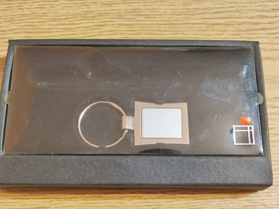 Ключодържател с кутийка
