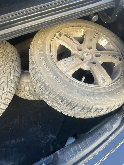 продам Шины 195/65/15R,
