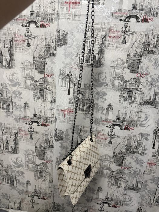 Женская небольшая сумочка